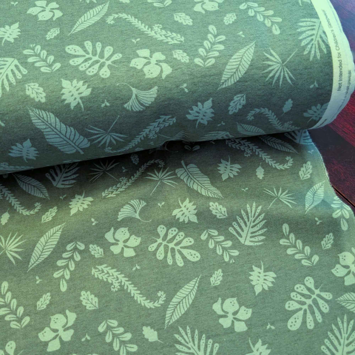 Green botanical leaf cotton flannel fabric, 100% cotton, 44-inch wide quilting flannel