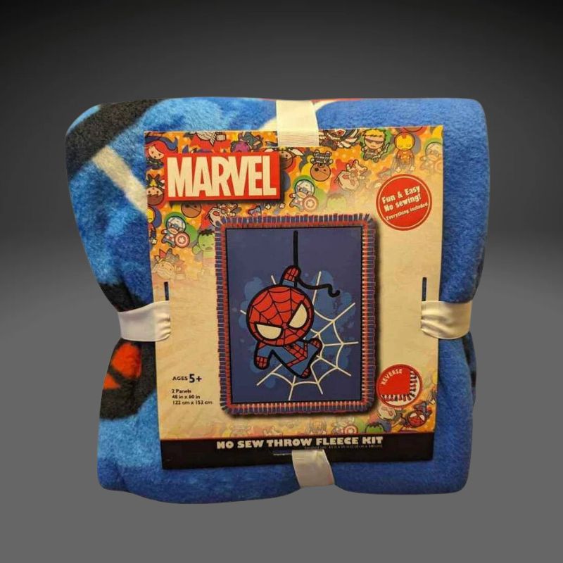 Marvel Spiderman No Sew Fleece Throw Kit