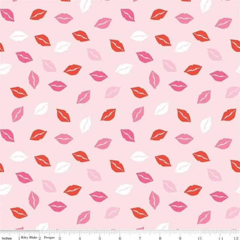 Valentines Fabric, Sending Love Kisses Fabric | Fabric Design Treasures